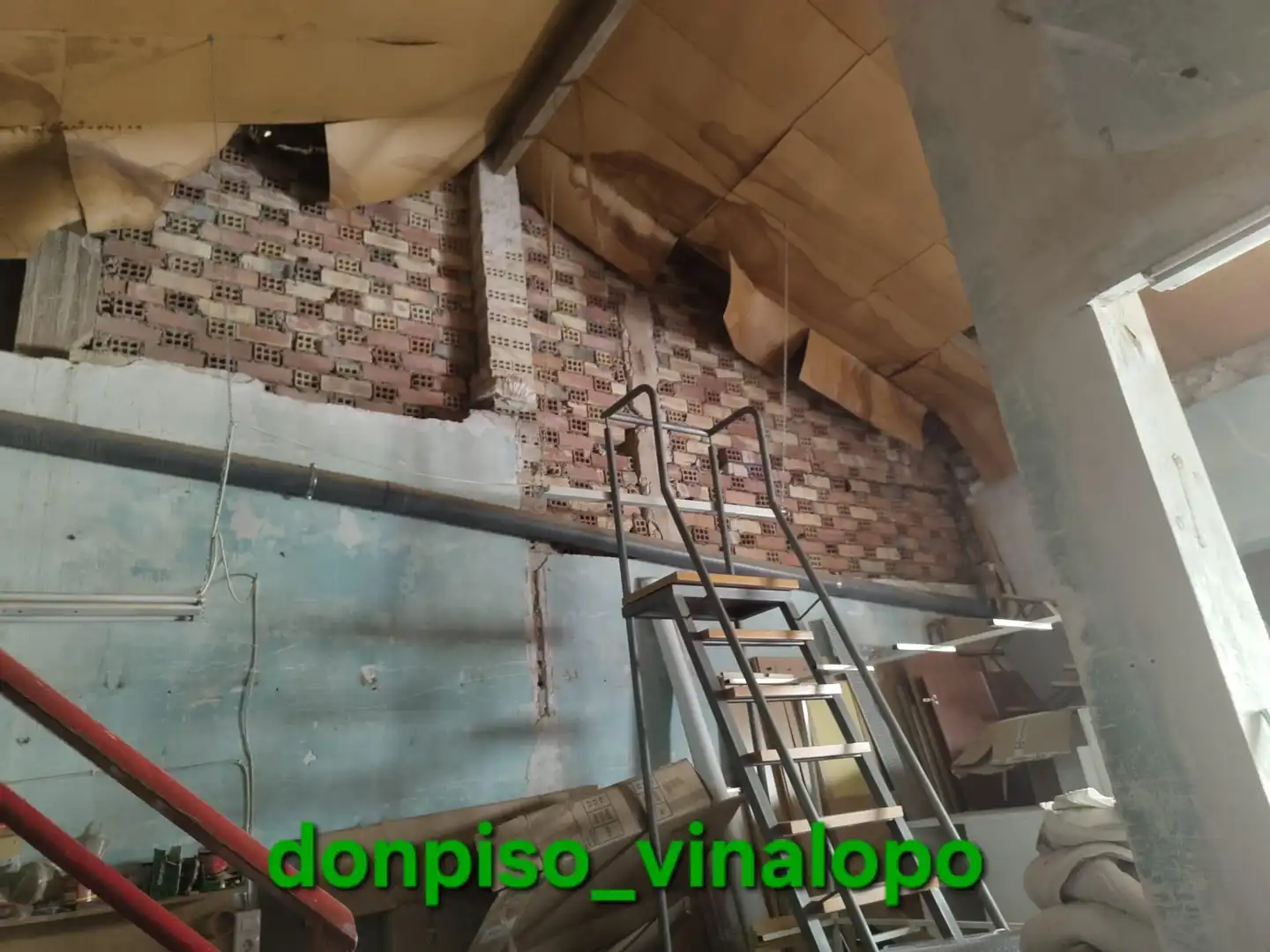Casa adosada en venda en Petrer