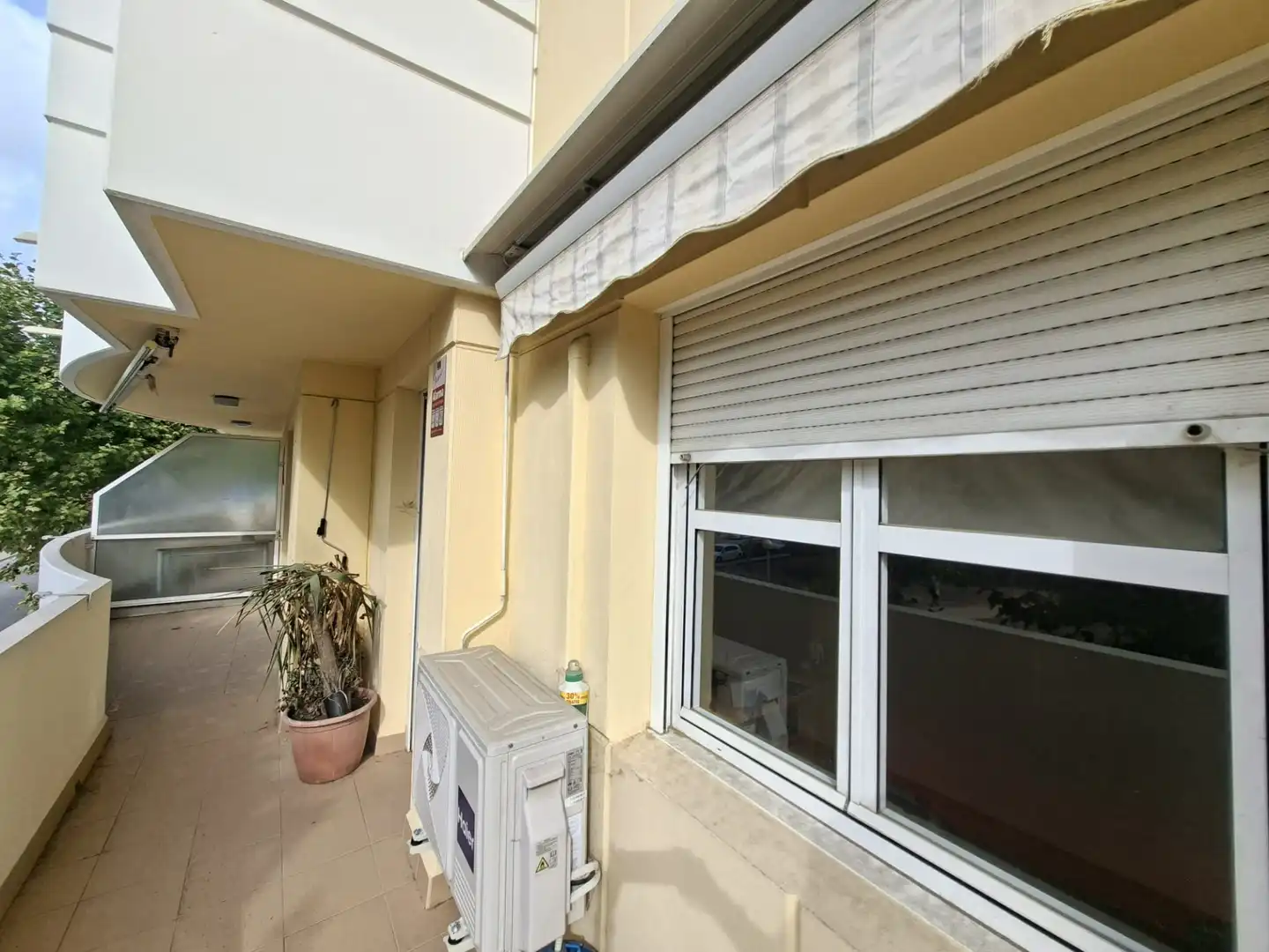 Balcony of Flat for sale in Badalona  with Air Conditioner, Heating and Terrace