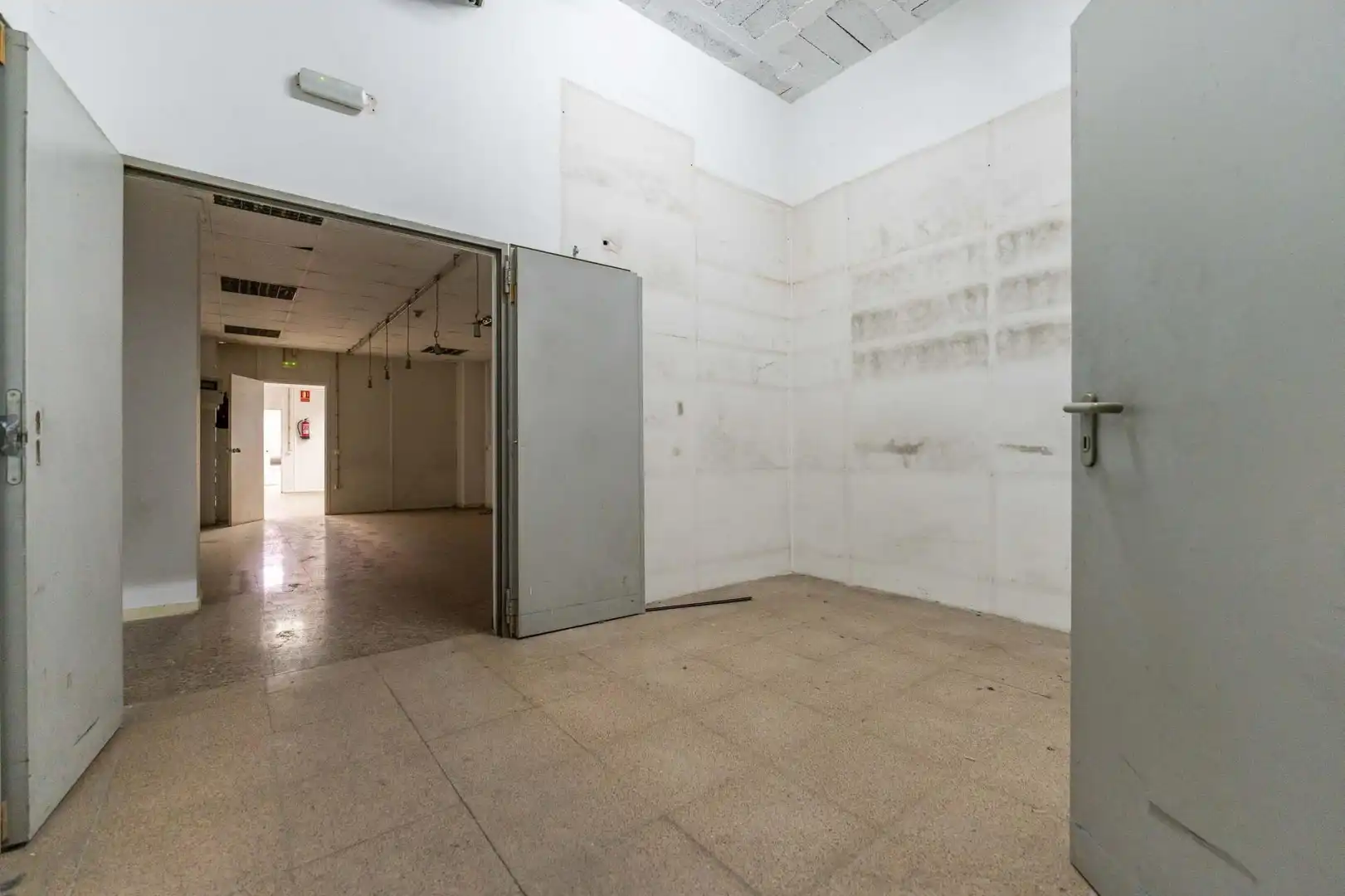 Gewerbefläche zur Miete in CALLE CORREDOR DEL GAS LOCAL 1-2 CASA 17 7 LO, imagen 11
