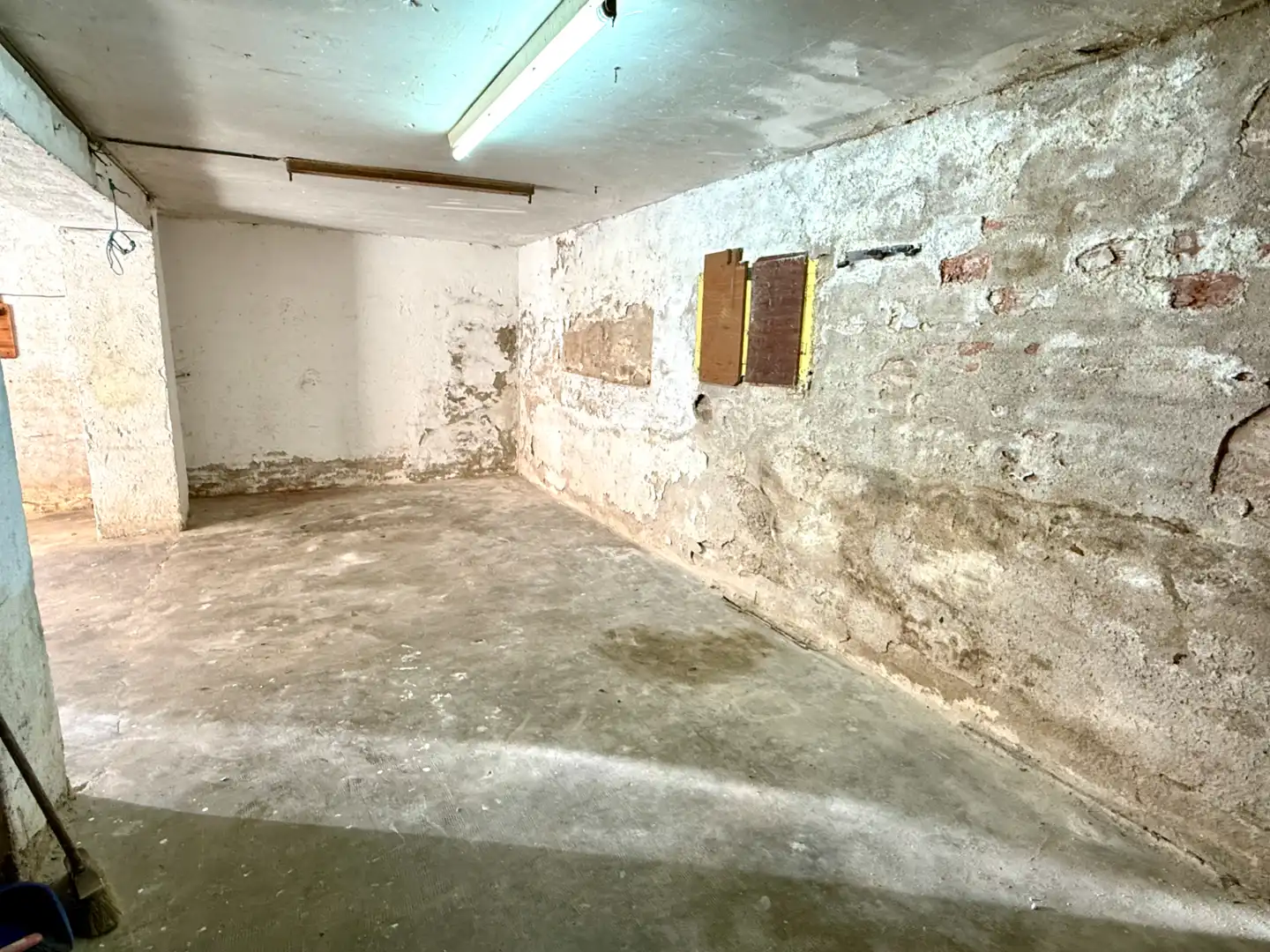 Casa adosada en venta en Barcelona con Calefacción, Terraza y Balcón