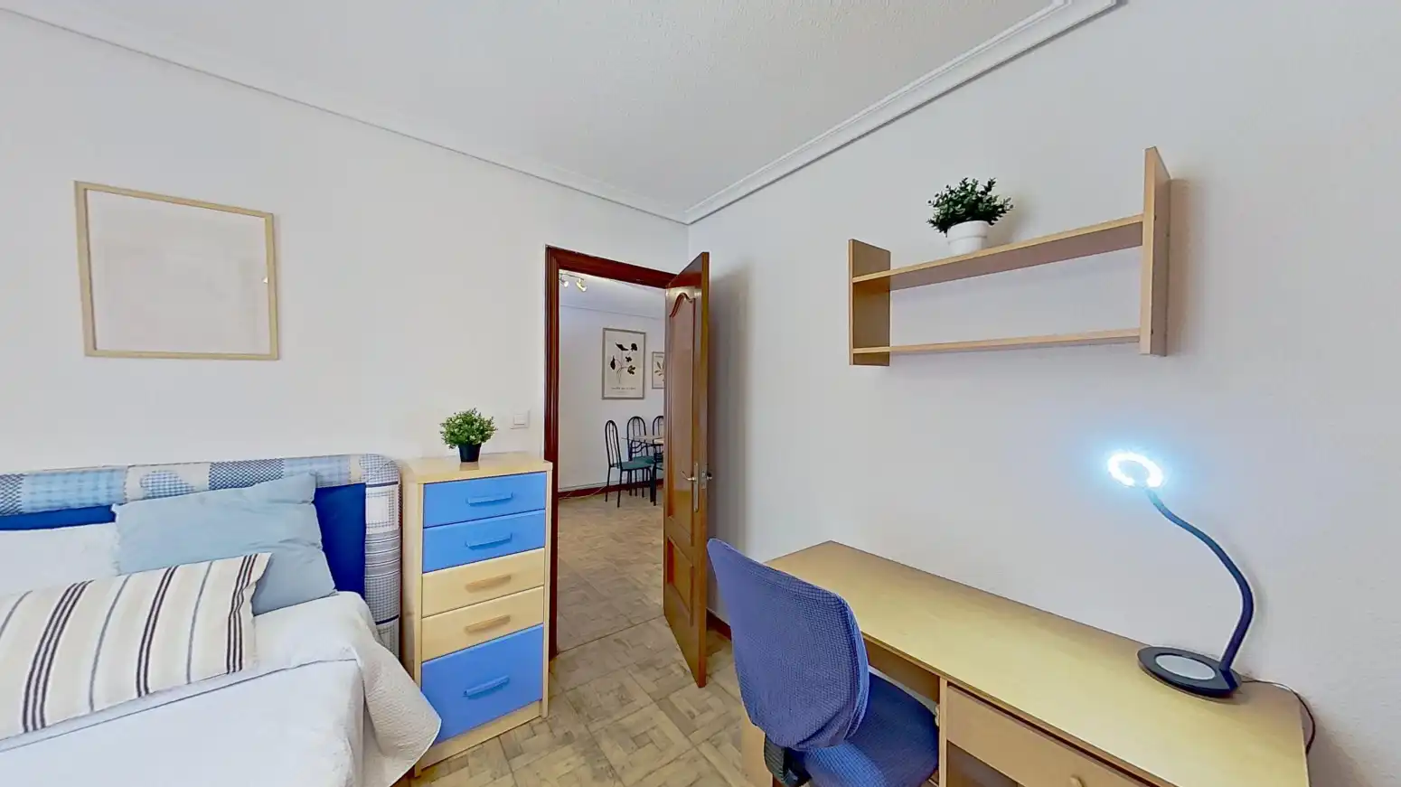 Flat for sale in CL FERNANDO RIOS, Los Castros