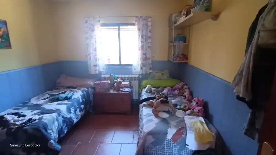 Dormitori de Casa o xalet en venda en Maello amb Calefacció, Jardí privat i Piscina