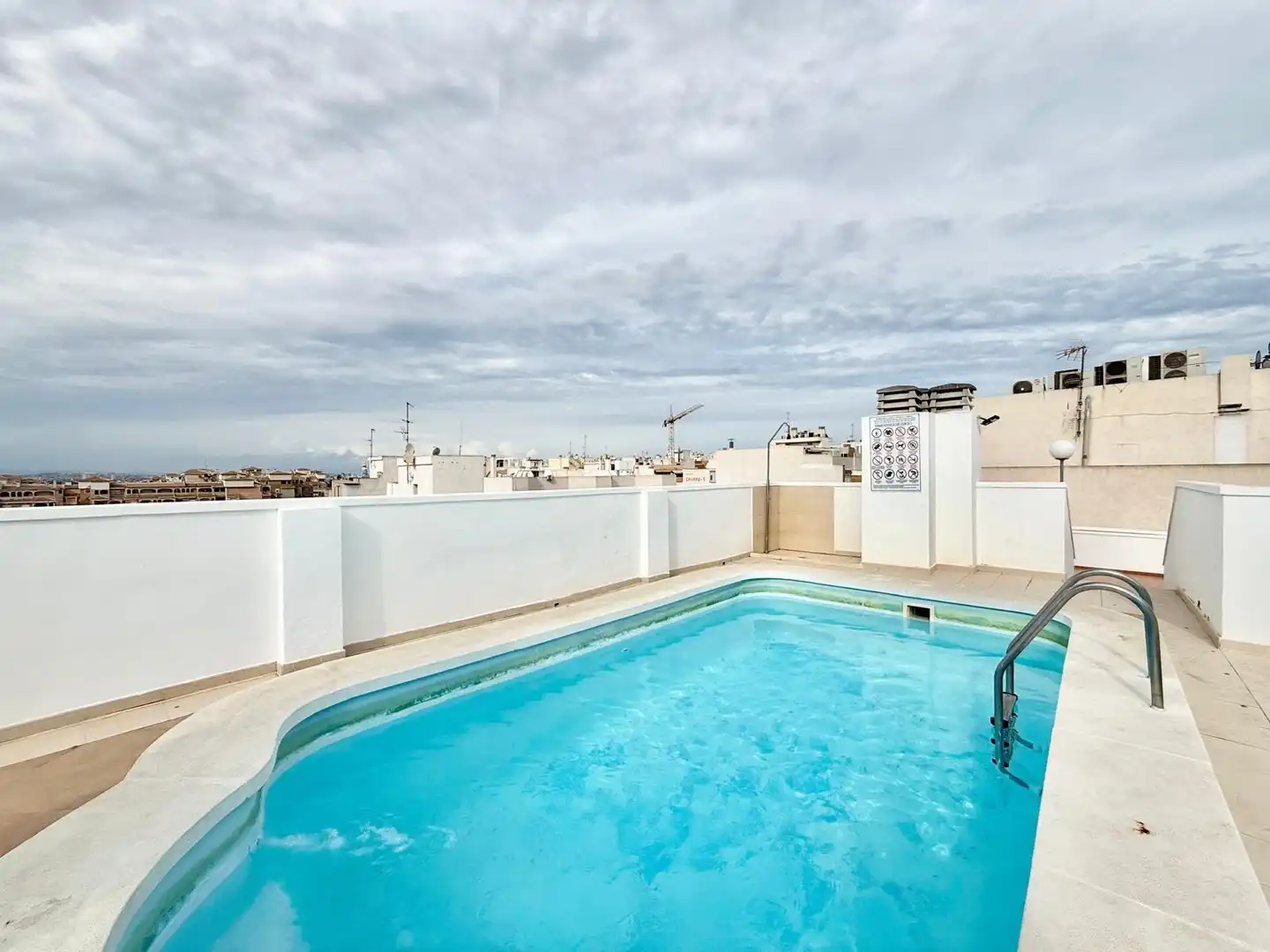 Apartamento con piscina en alquiler en Centro, imagen 17