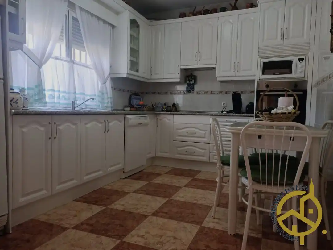 Cuina de Casa o xalet en venda en El Viso de San Juan amb Aire condicionat, Calefacció i Jardí privat
