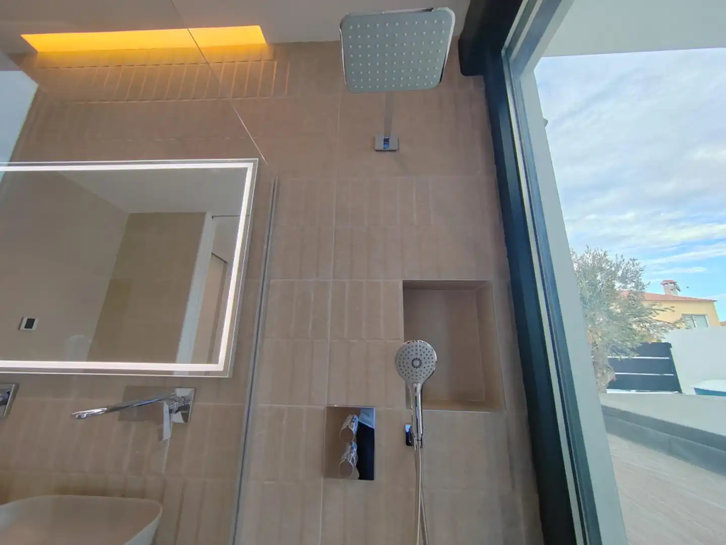 Baño de Casa o chalet en venta en Sant Joan d'Alacant con Aire acondicionado, Calefacción y Jardín privado