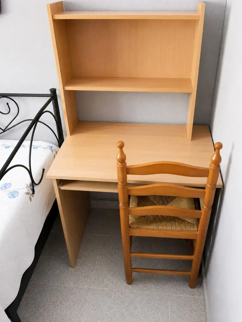 Habitación de Piso para compartir en Fuenlabrada con Calefacción, Amueblado y Horno