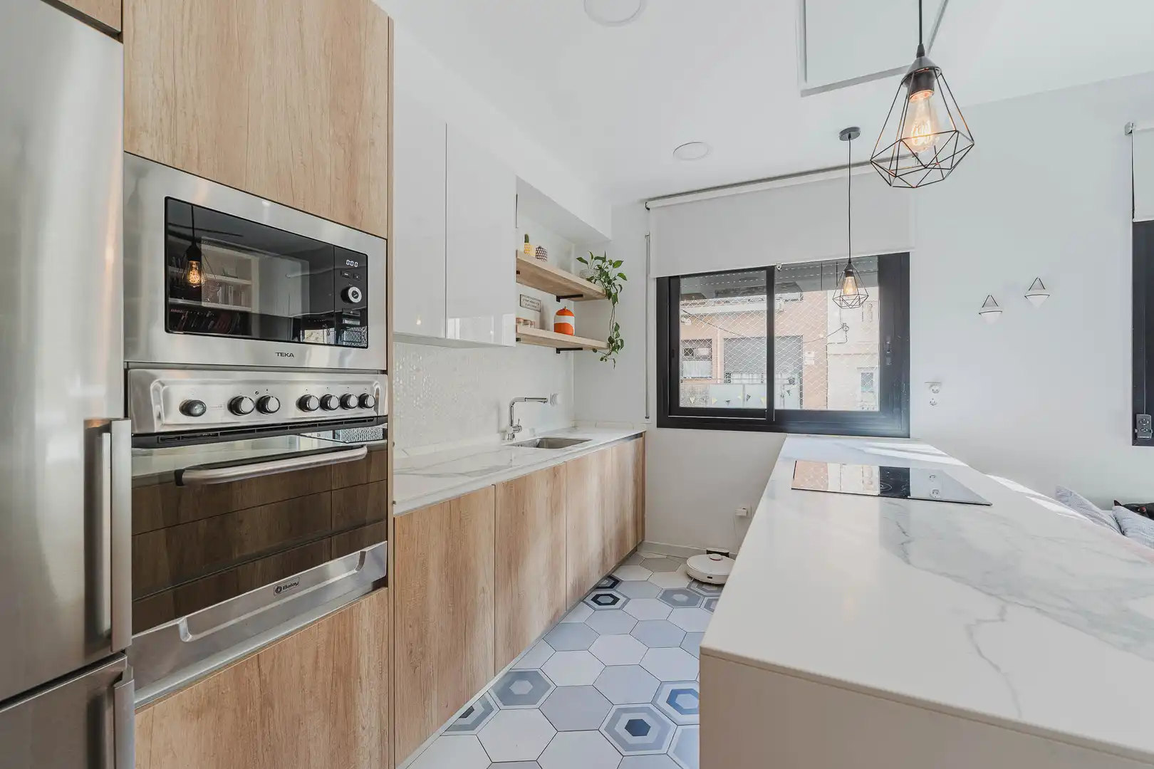 Appartamento con terrazza in vendita a Carrer de Besalú, imagen 4