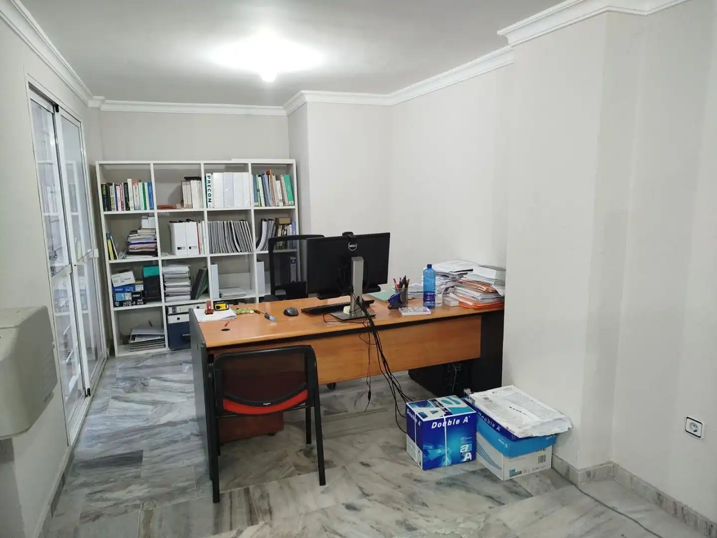 Oficina en venda en Huelva
