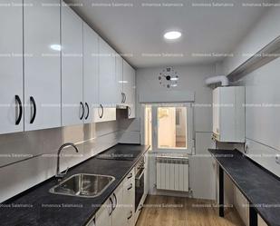 Kitchen of Flat to rent in Salamanca Capital  with Heating, Furnished and Balcony