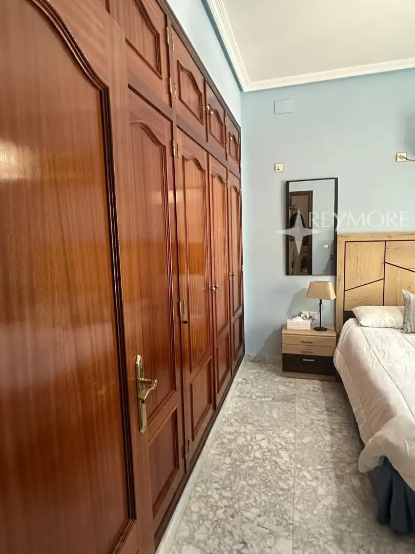 Houses for sale in Poniente-Norte - Miralbaida - Parque Azahara