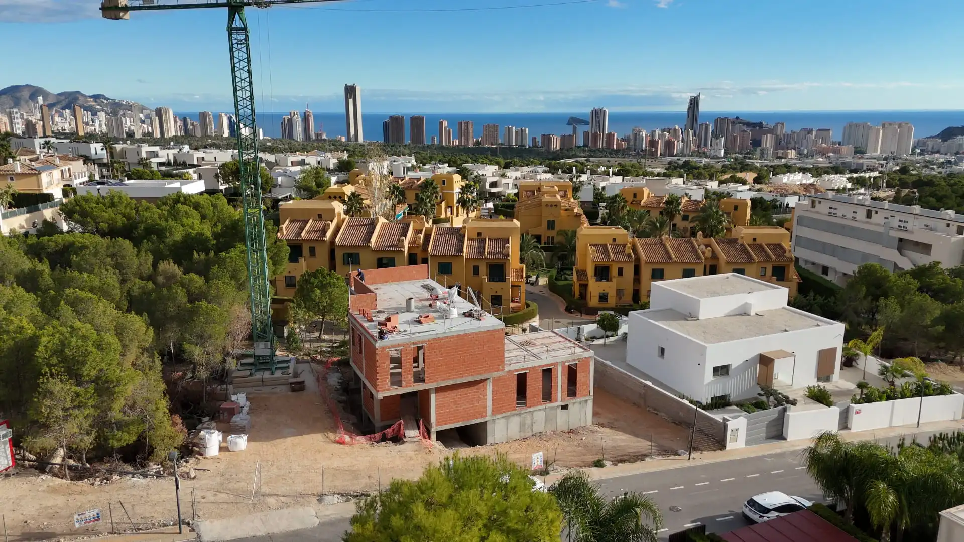 Detached house with pool for sale in Carrer Londres, imagen 9