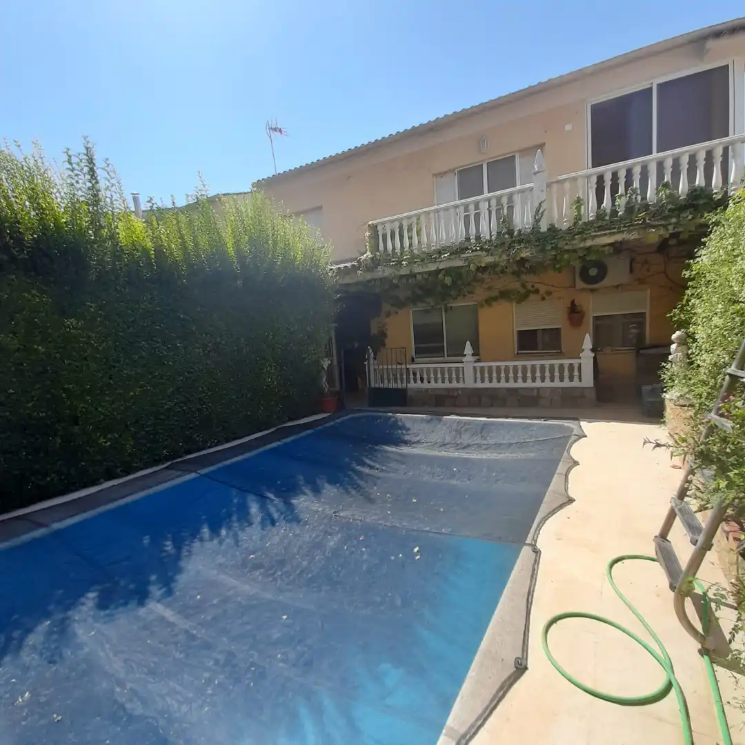 Swimming pool of Detached homes for sale in Úbeda  with Private garden, Terrace and Swimming Pool