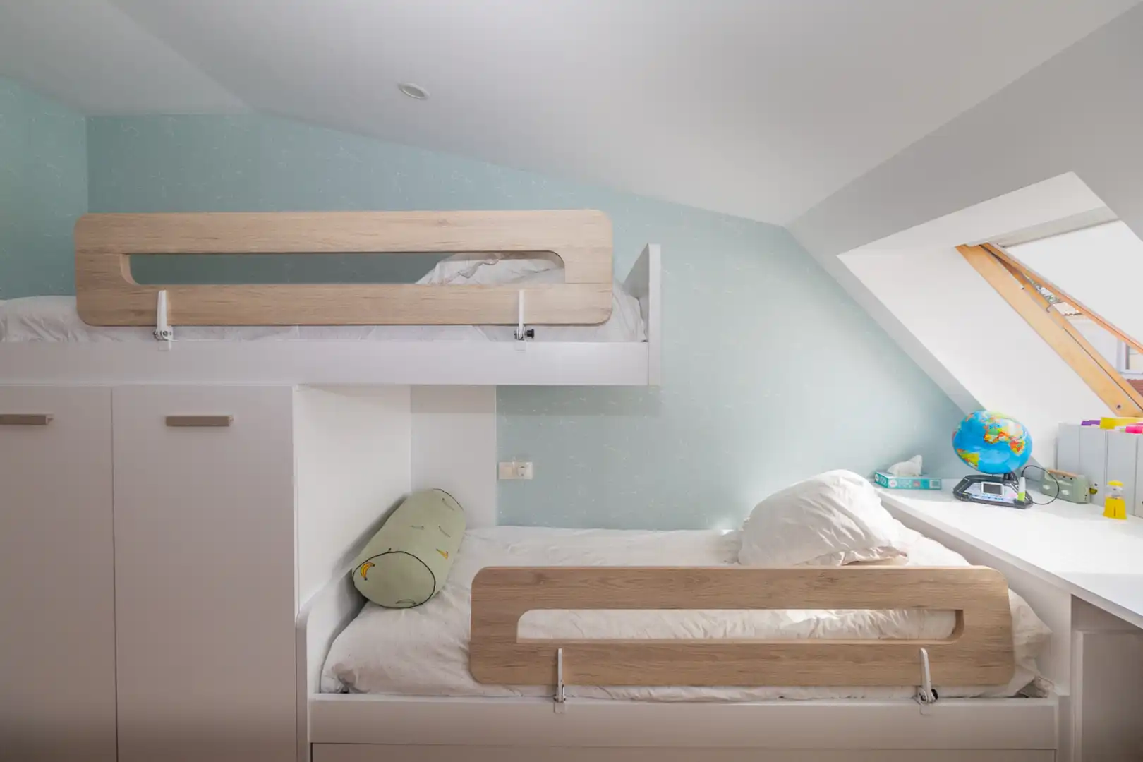 Bedroom of Flat for sale in Miño  with Heating, Parquet flooring and Terrace