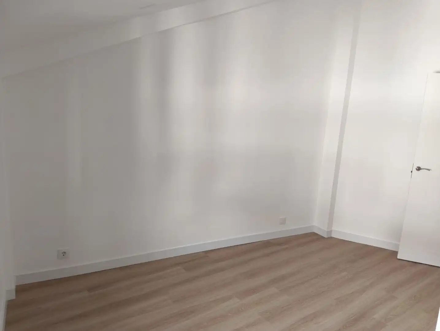 Bedroom of Flat for sale in San Lorenzo de El Escorial  with Heating