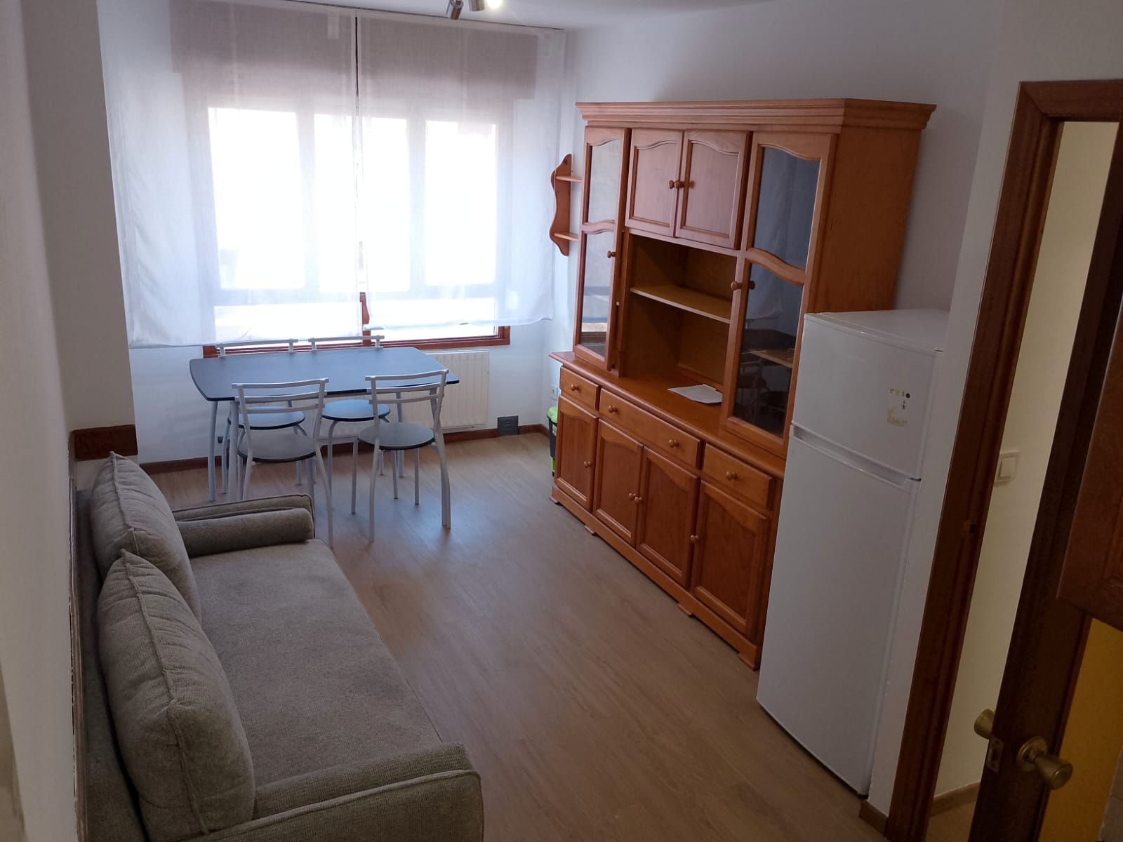 Bedroom of Apartment to rent in Oviedo   with Heating, Parquet flooring and Furnished