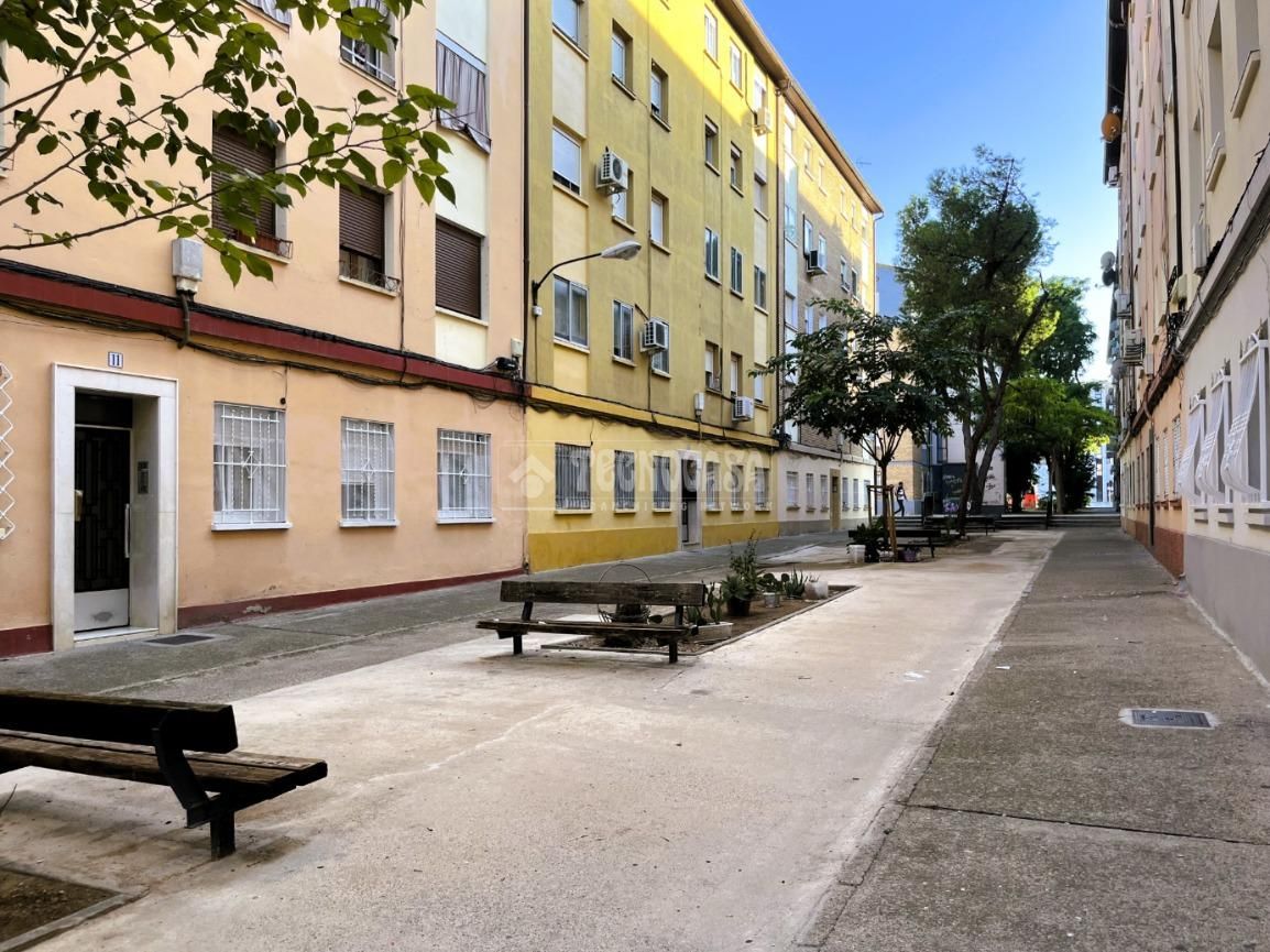 Exterior view of Flat for sale in  Zaragoza Capital