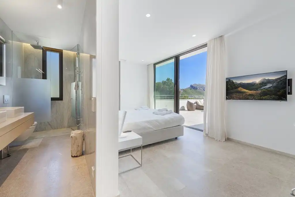 Habitación de Casa o chalet en venta en Pollença con Aire acondicionado, Calefacción y Jardín privado