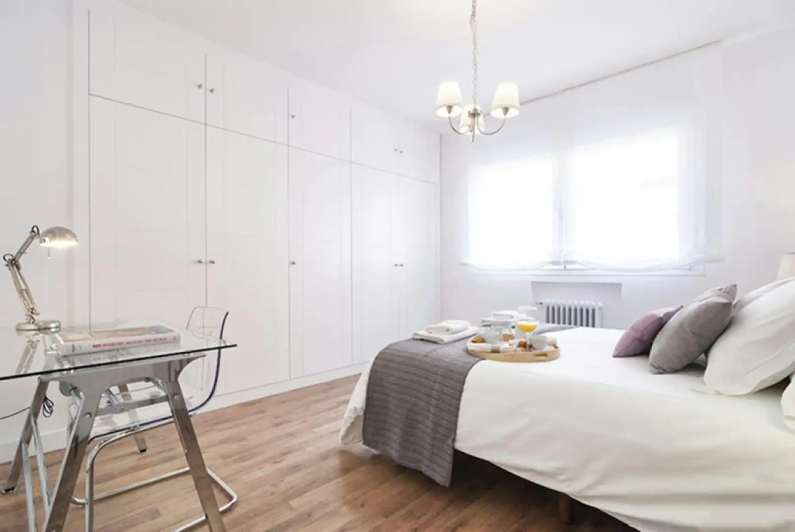 Bedroom of Flat for rent in Madrid  with Air Conditioner, Heating and Furnished