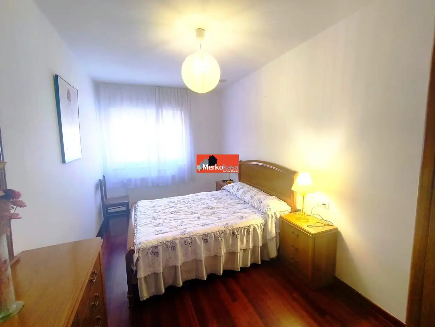 Dormitori de Apartament de lloguer en Lugo amb Calefacció i Moblat