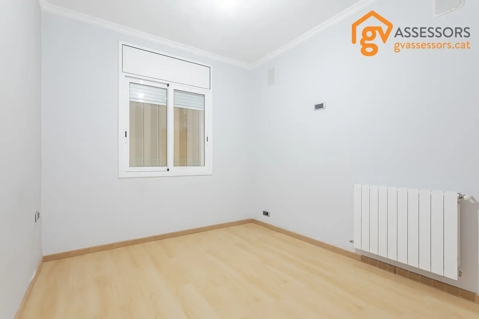 Wohnung zum Verkauf in Barcelona mit Klimaanlage, Heizung und Parkett