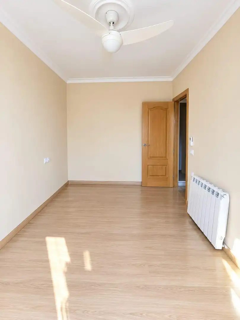 Flat with terrace for sale in Centre, imagen 7