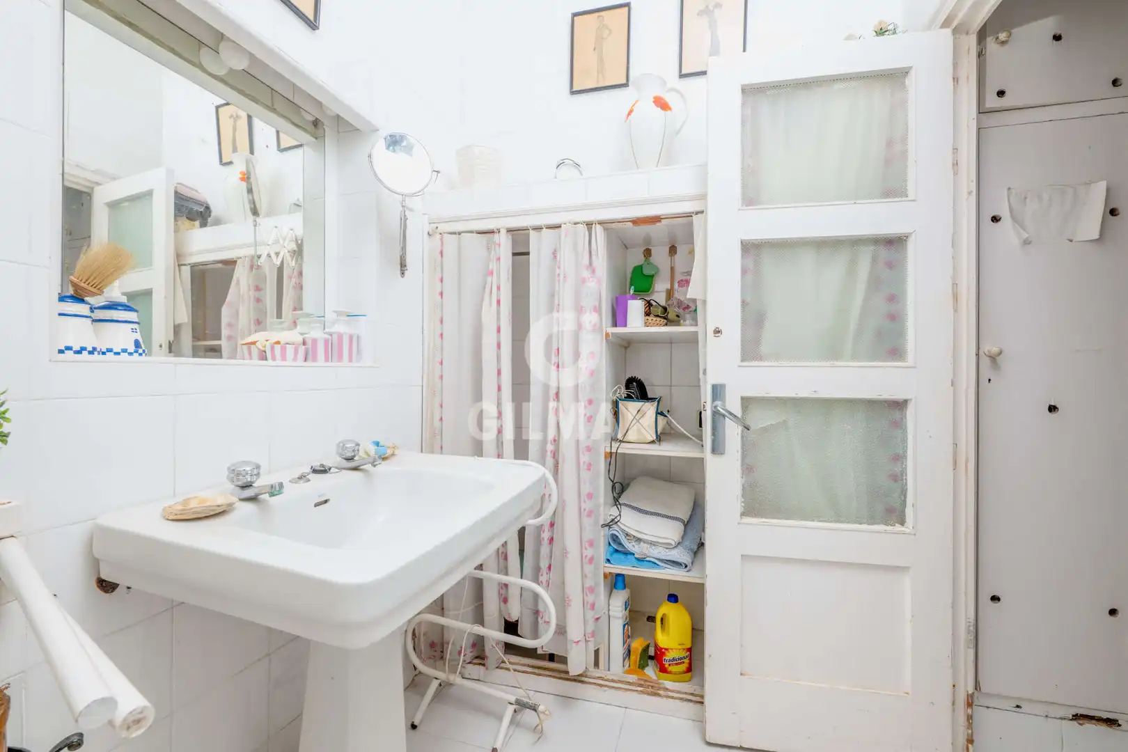 Bathroom of Detached homes for sale in San Fernando  with Heating and Private garden
