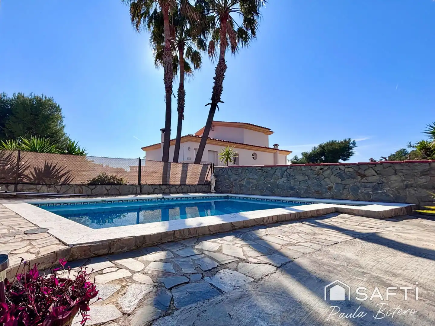 Casa adosada en venta en Mas d'En Serra - Els Cards