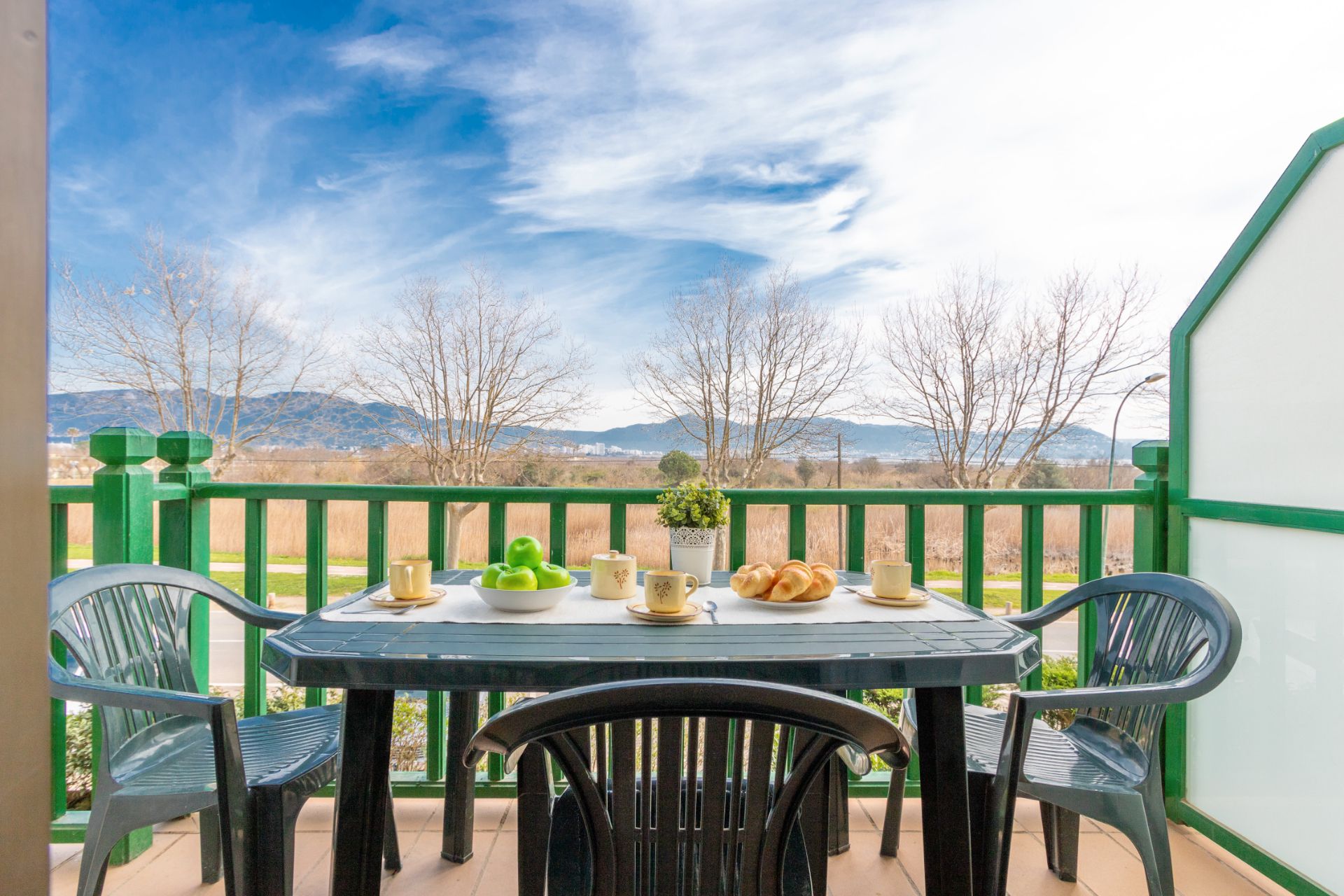 Terrassa de Pis en venda en Empuriabrava amb Terrassa i Moblat