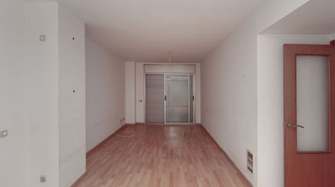 Foto 2 de Pis en venda a C/ María Riba, Via Europa - Parc Central, Mataró