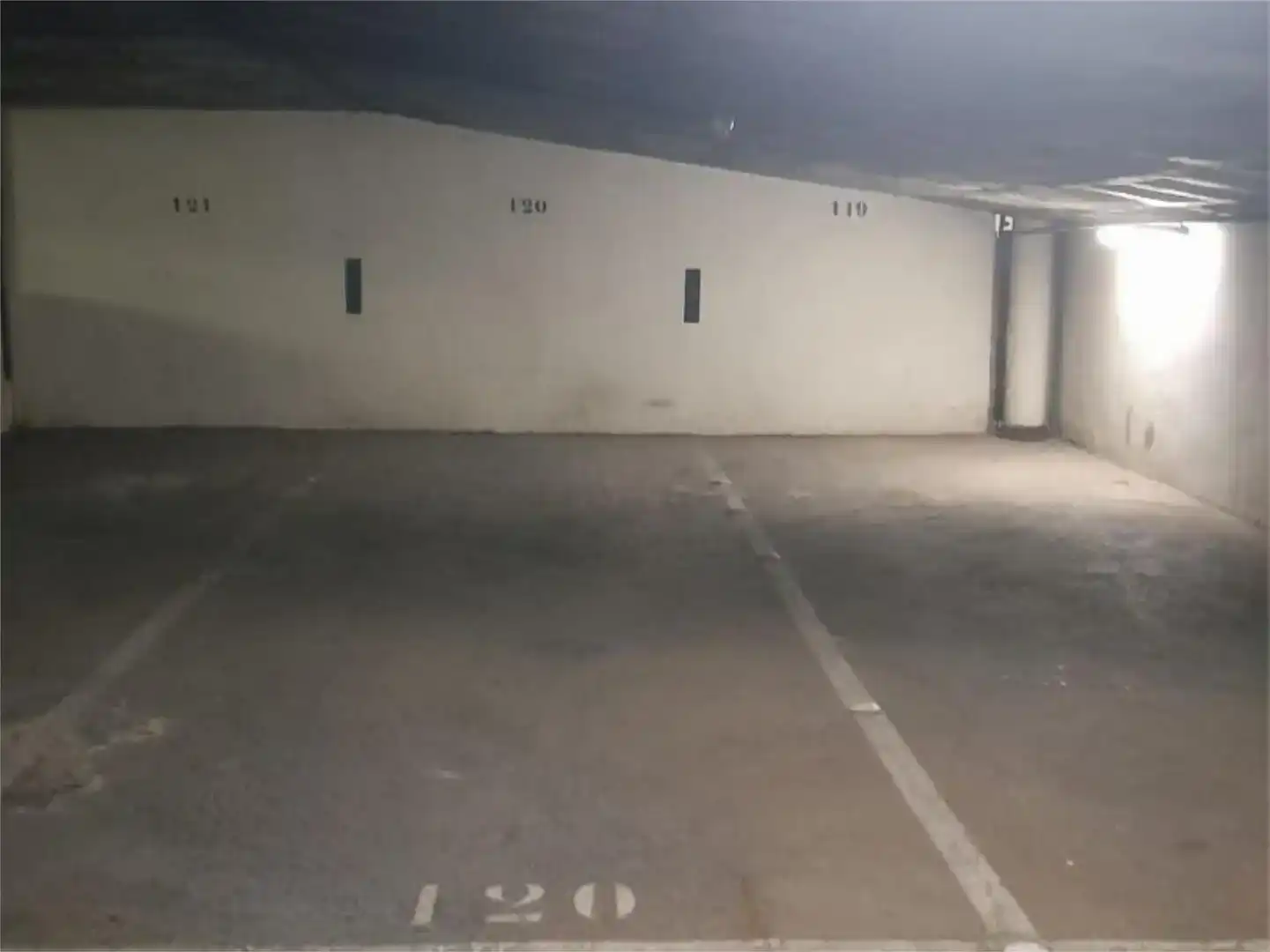 Parking of Garage for rent in Sevilla