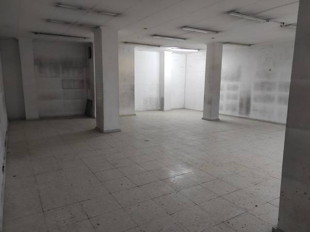 Local comercial en Venta en Calle Los Doscientos en Benalúa