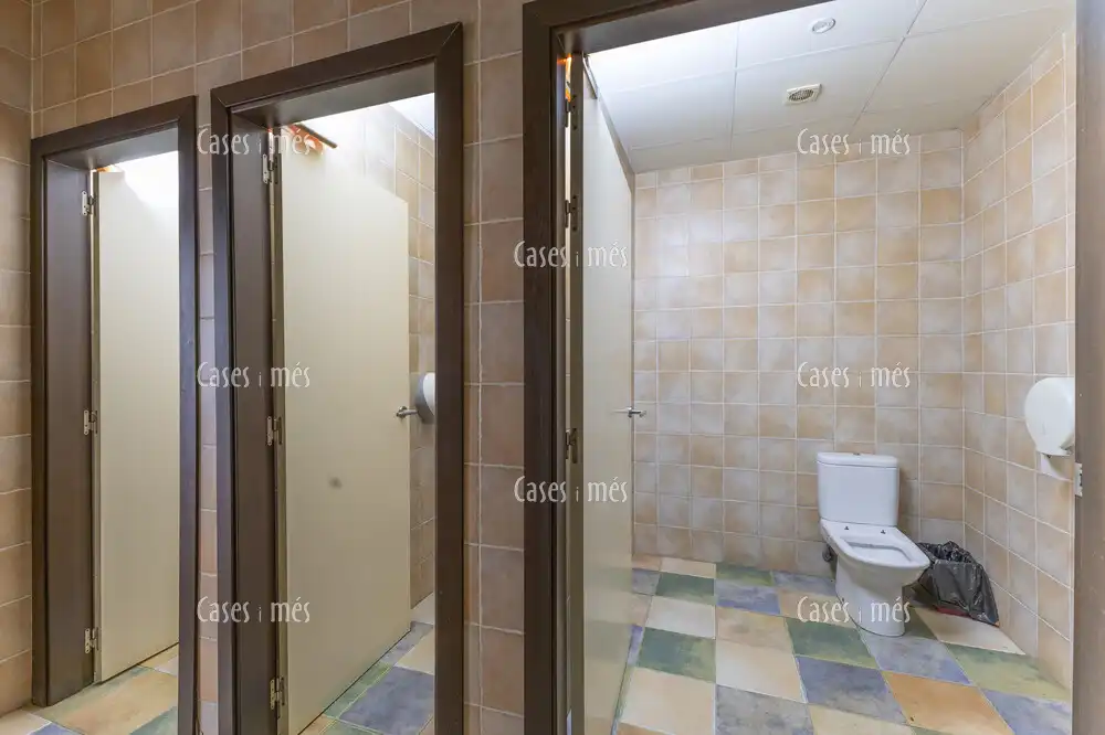 Bathroom of Industrial buildings for sale in Náquera