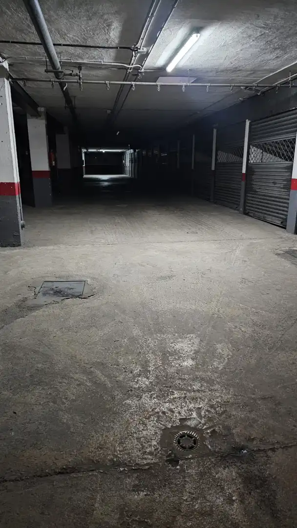 Parkplatz von Garage zum Verkauf in Berriozar