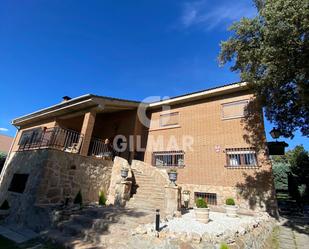 Außenansicht von Haus oder Chalet miete in El Escorial mit Klimaanlage und Schwimmbad