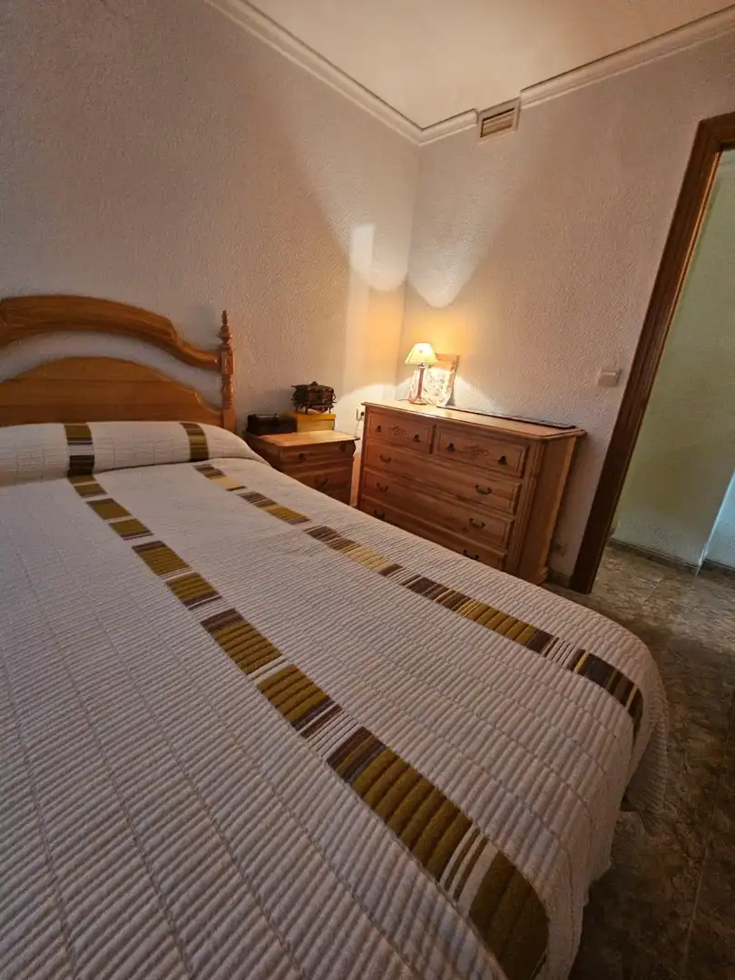 Bedroom of Flat for sale in Valencia  with Air Conditioner, Storage room and Balcony