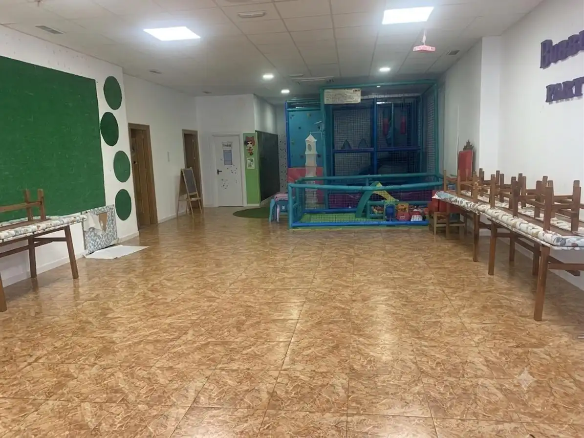 Houses for sale in Murcia  with Air Conditioner, Storage room and Furnished