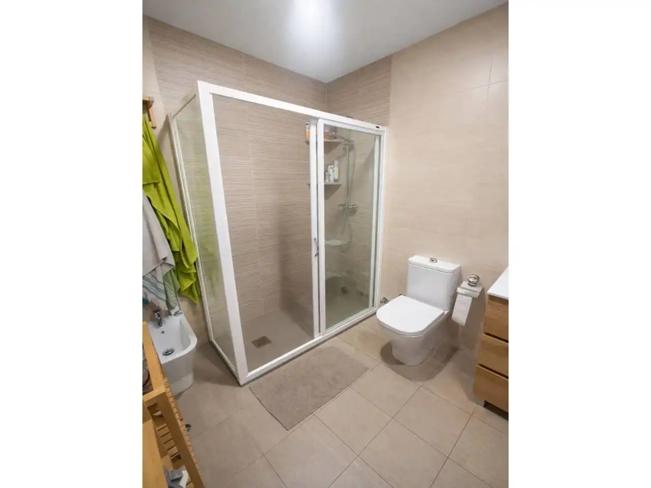 Bathroom of Houses for sale in Castellar del Vallès  with Air Conditioner, Heating and Private garden