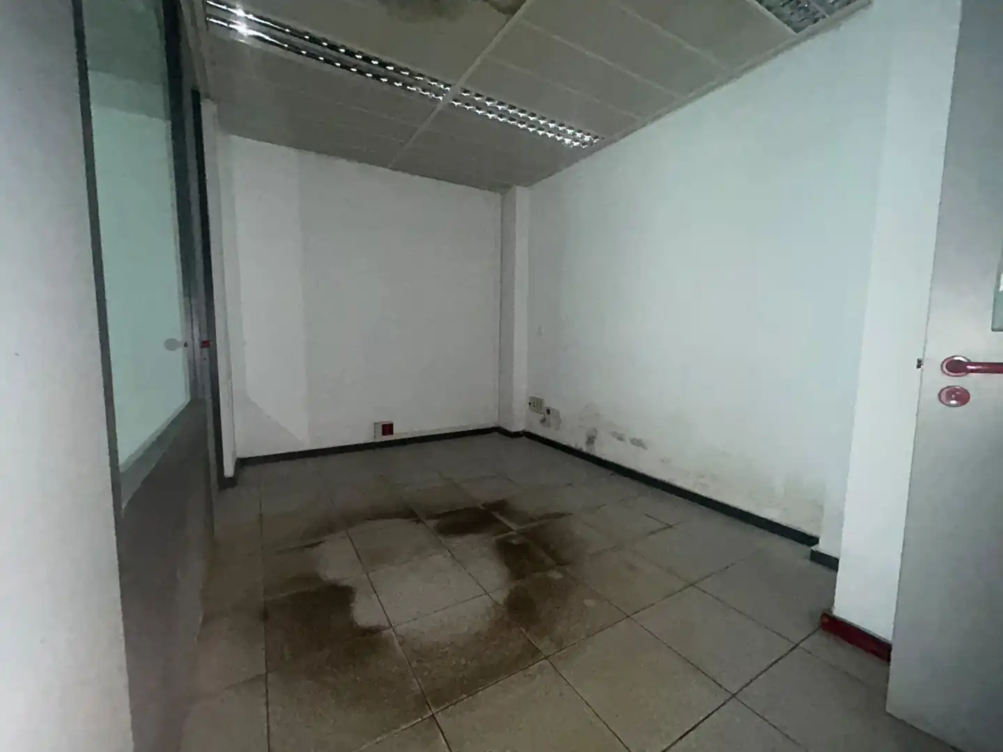 Local comercial en venda a Carrer del Vallespir, imagen 5