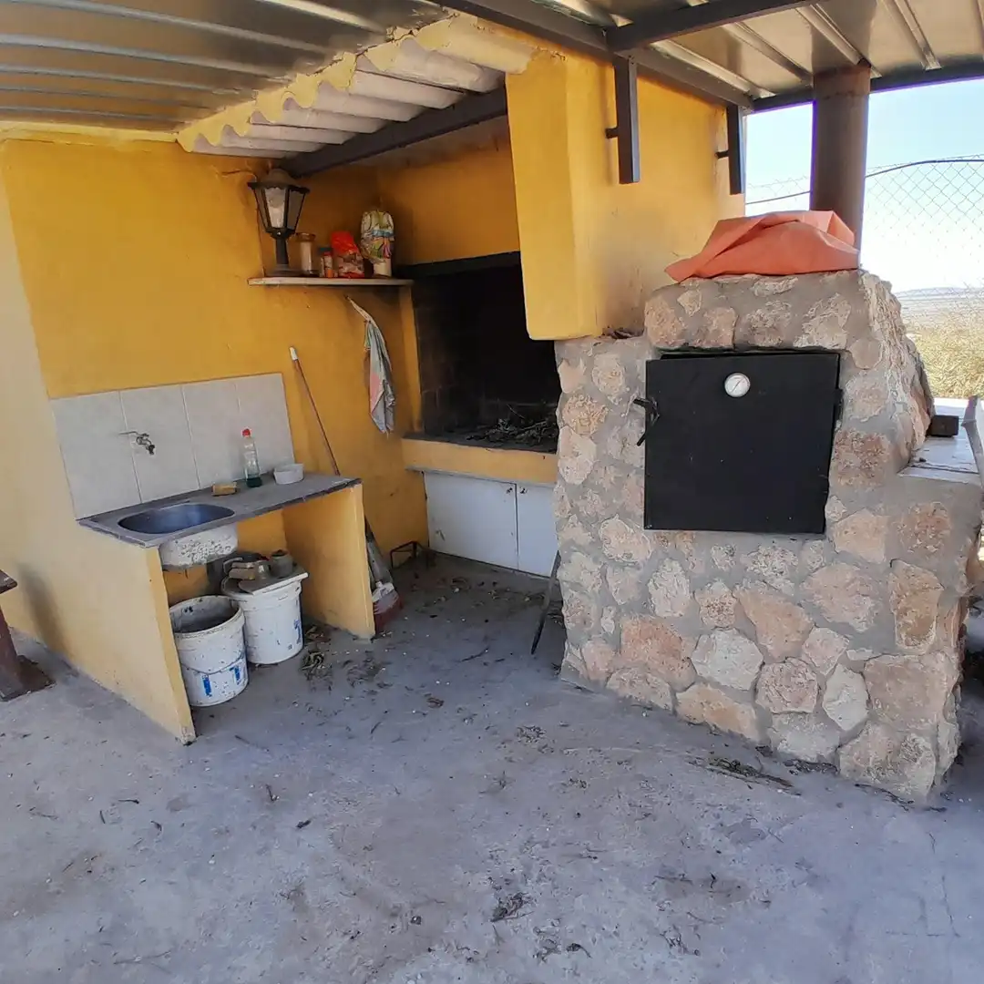 Cuina de Casa o xalet en venda en Yecla amb Jardí privat, Traster i Moblat