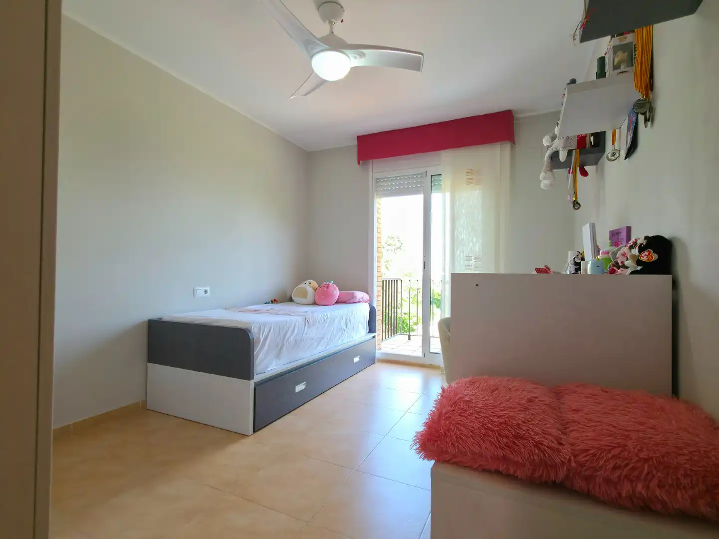 Habitación de Casa o chalet en venta en Abrera con Aire acondicionado, Calefacción y Jardín privado