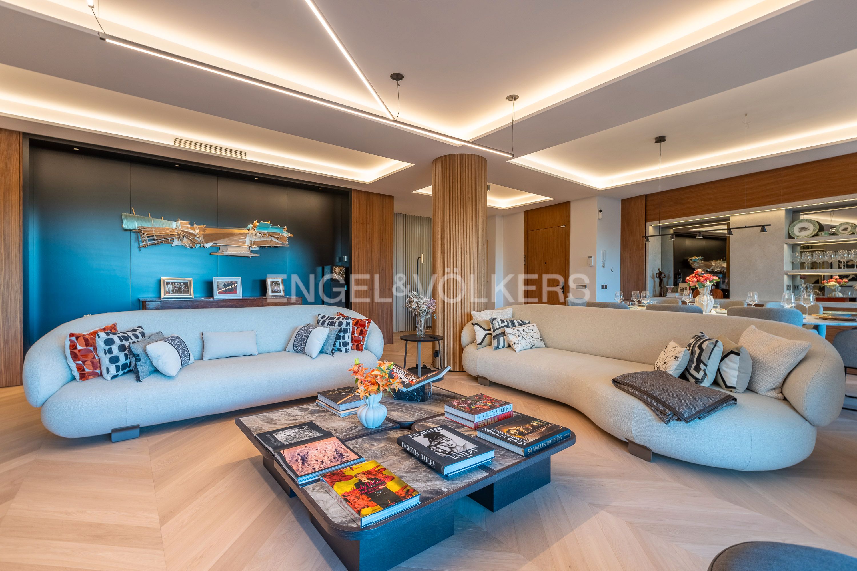 Living room of Apartment for sale in  Sevilla Capital  with Air Conditioner, Heating and Terrace