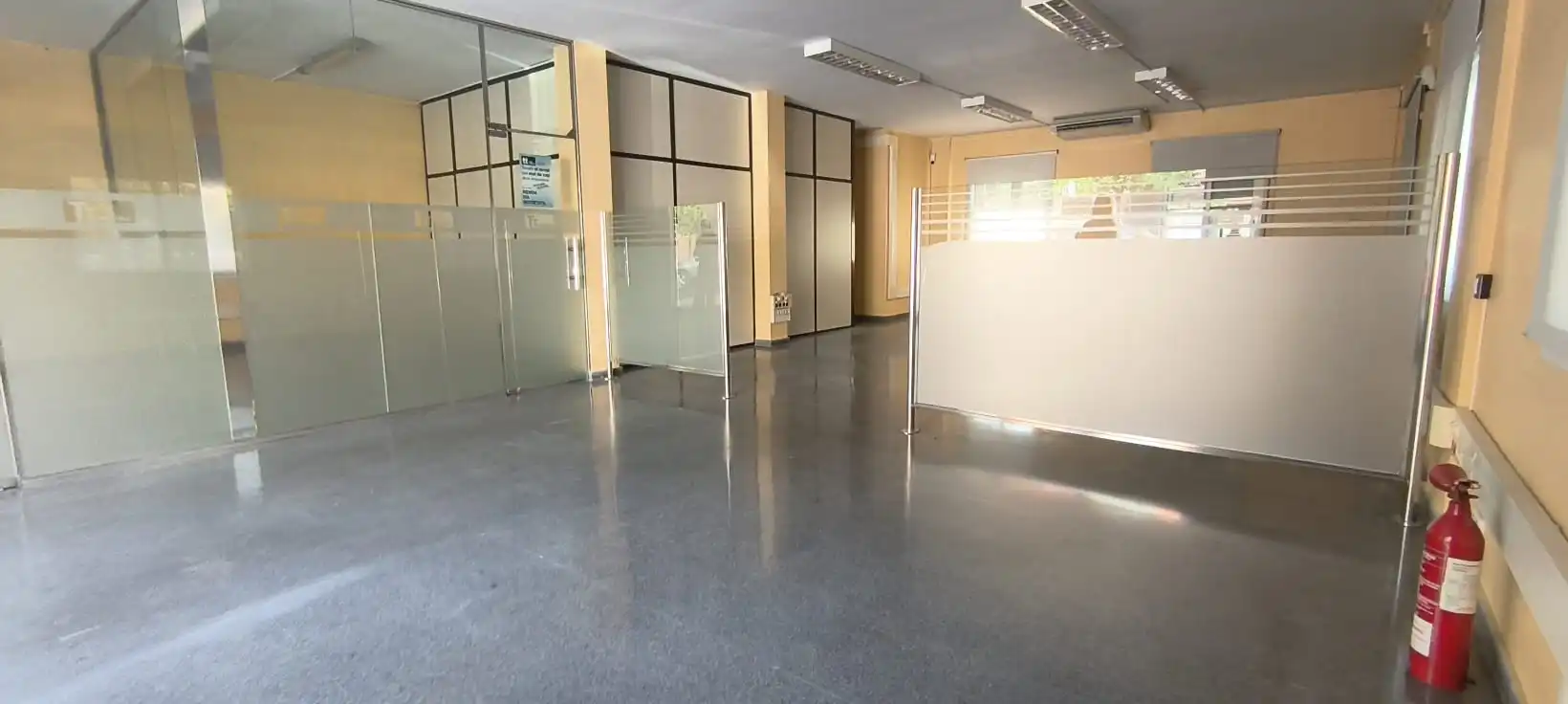 Commercial properties for rent in Parets del Vallès  with Air Conditioner and Alarm