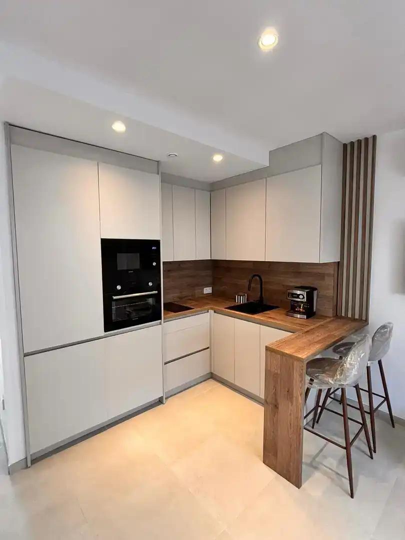 Cocina de Apartamento de alquiler en Tarifa con Aire acondicionado, Piscina y Amueblado