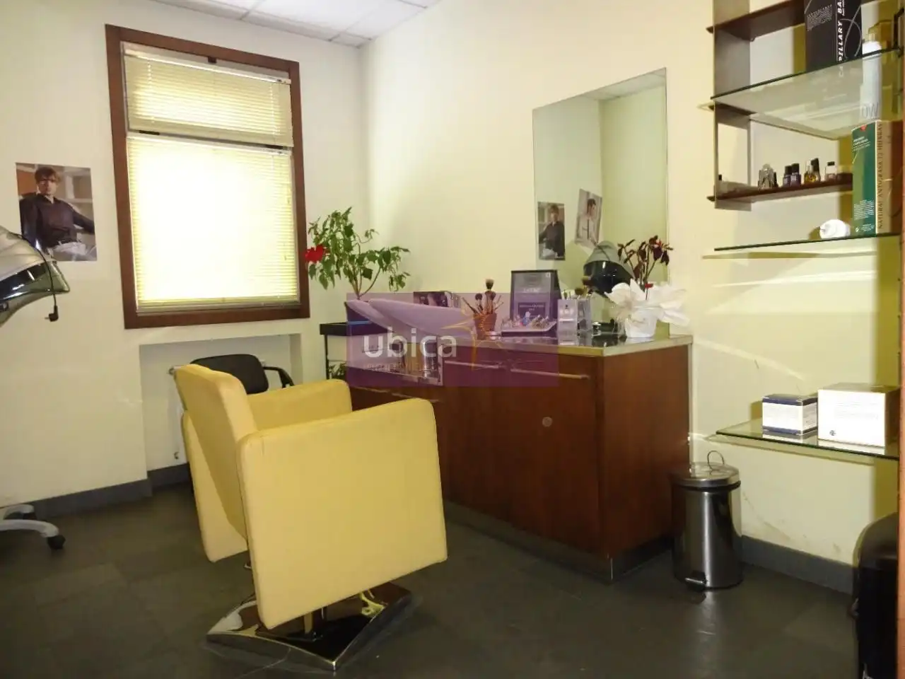 Local comercial en venda a Ponteareas, imagen 3