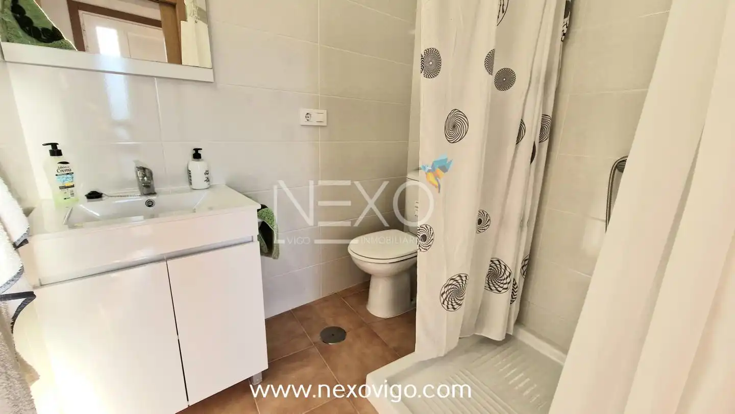 Baño de Casa o chalet en venta en Moaña con Jardín privado, Terraza y Trastero