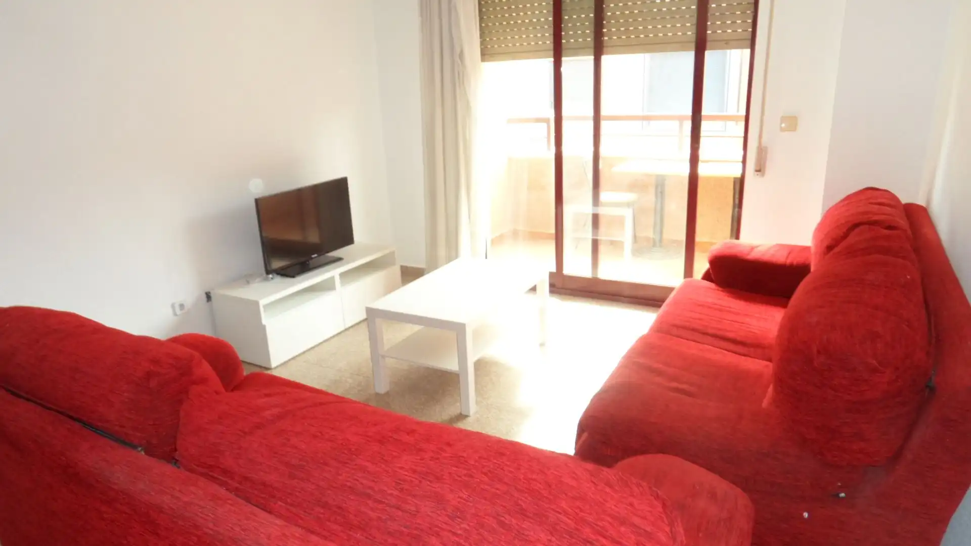 Wohnung zur Miete in Avenida Sevilla, Centro