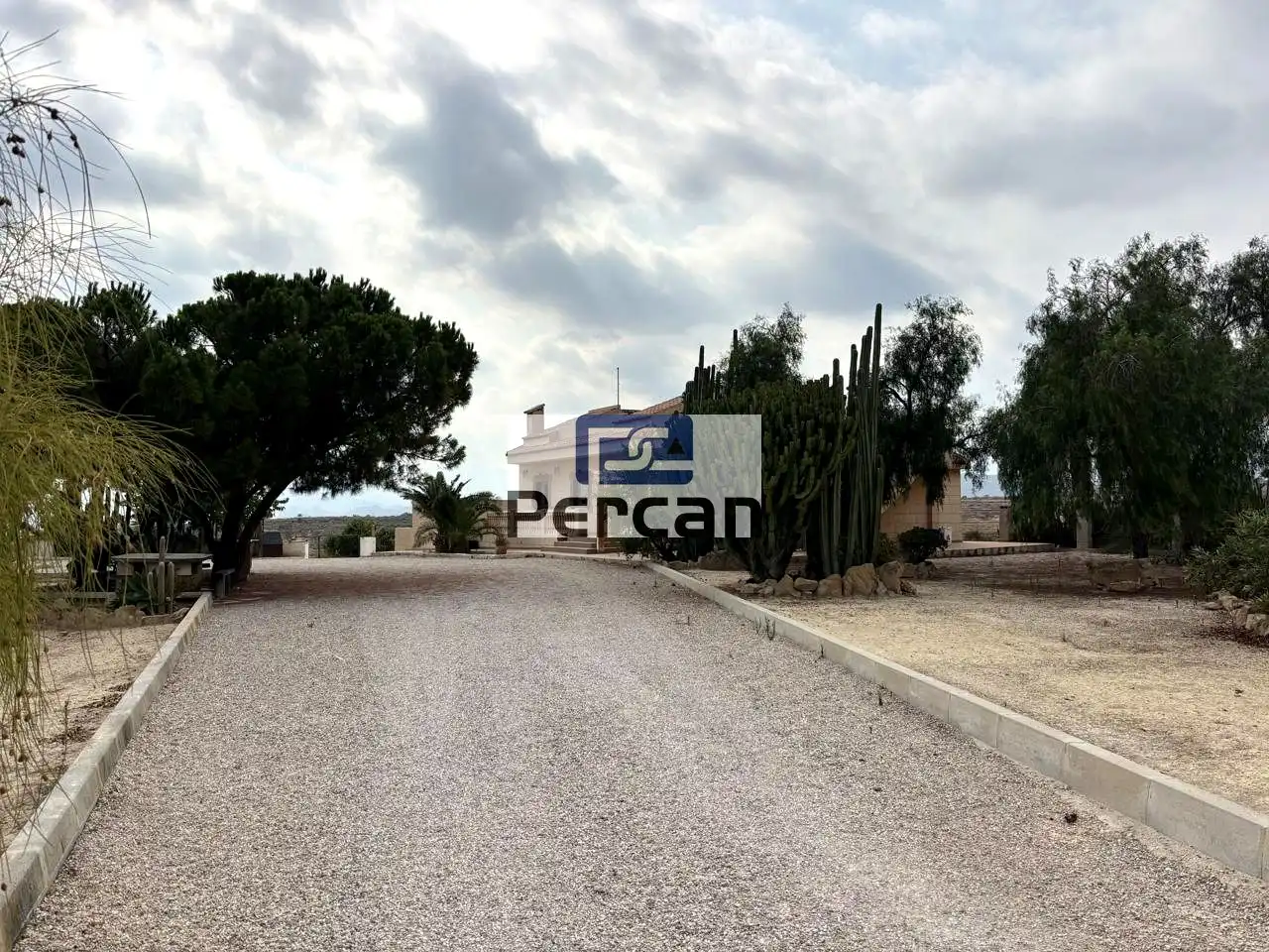 Casa o chalet de alquiler en Busot con Jardín privado, Terraza y Trastero
