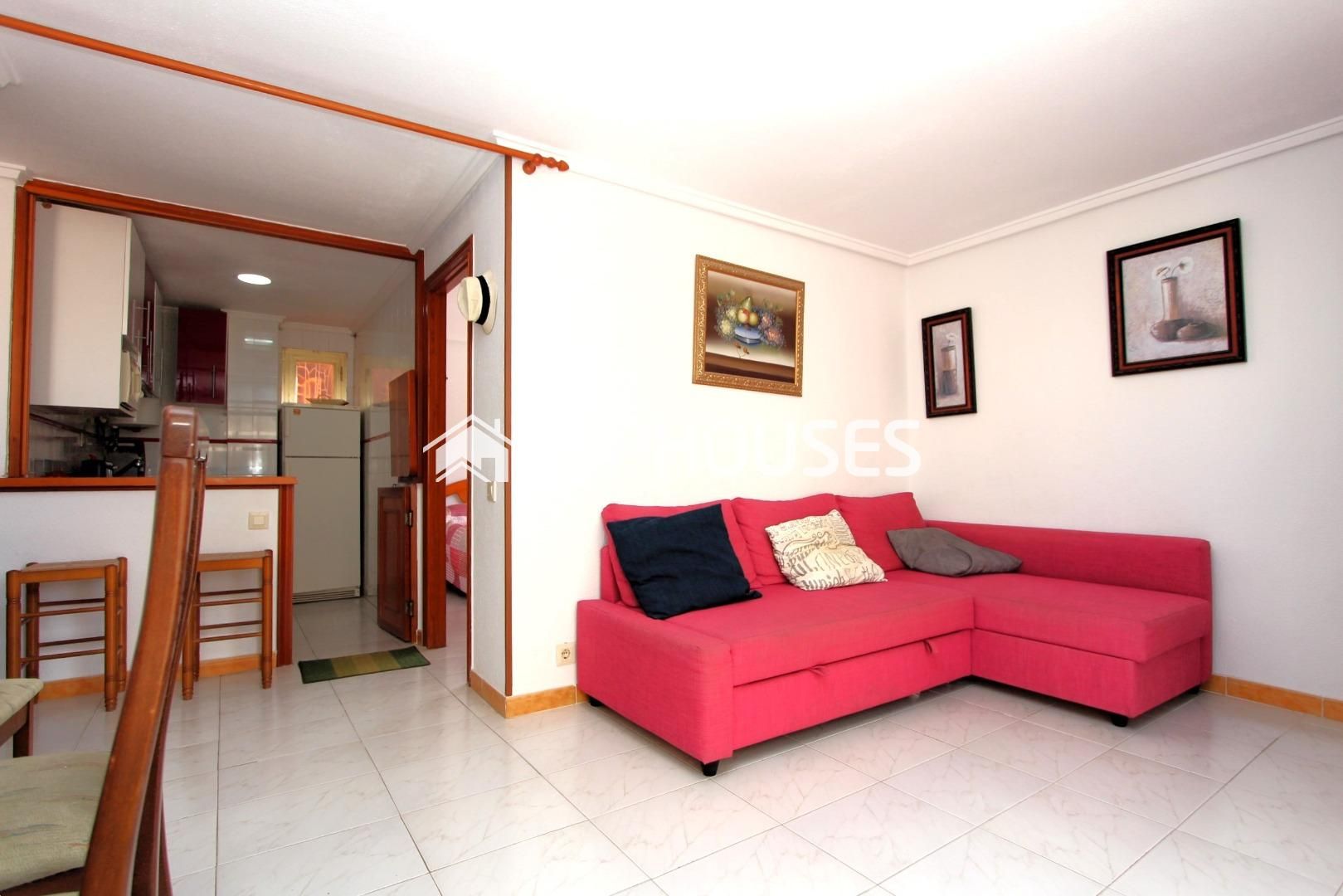 Sala d'estar de Apartament en venda en Guardamar del Segura amb Traster i Moblat