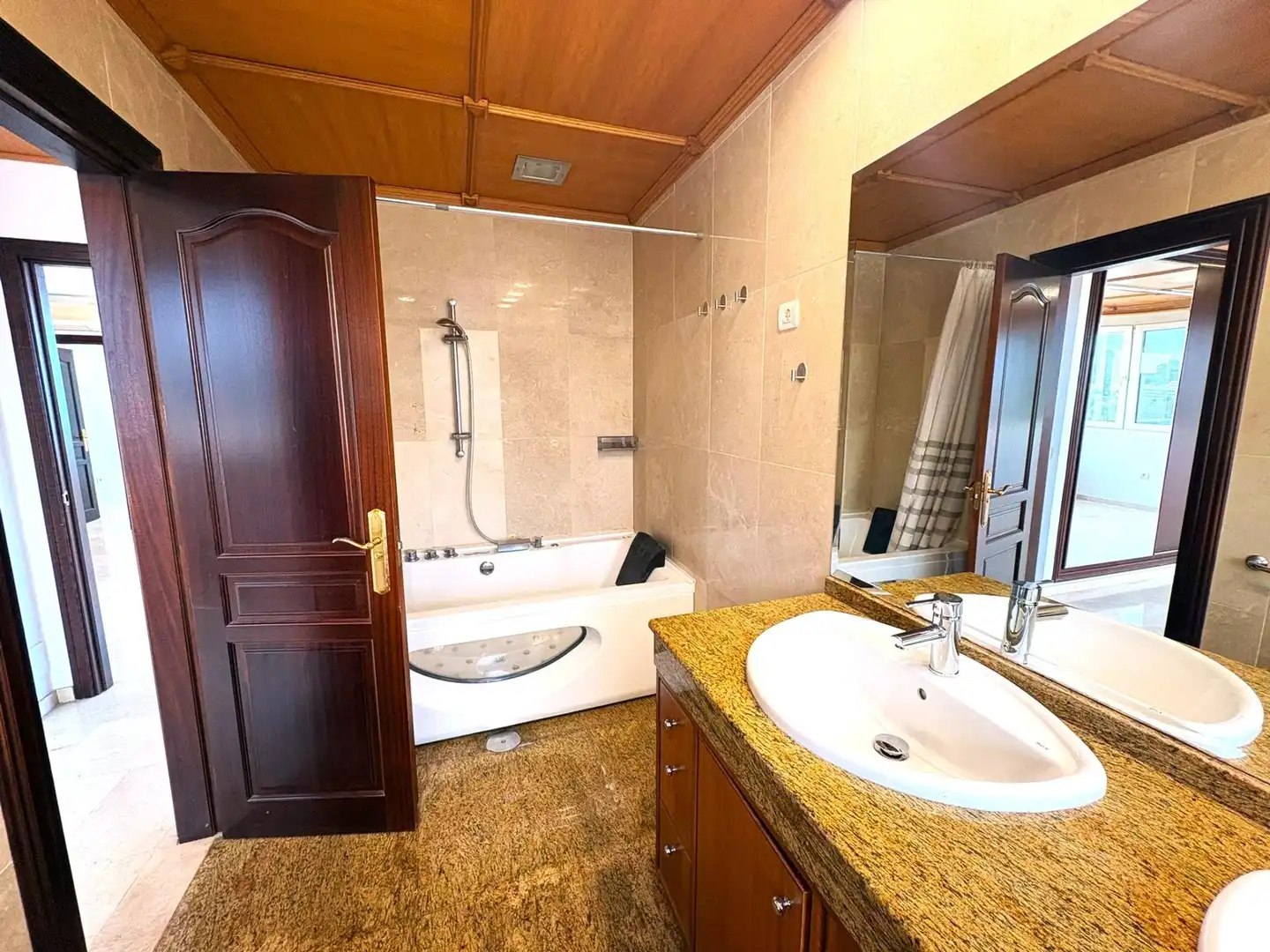 Attic for rent in Calle PASEO DEL COLORADO, Playamar - Benyamina