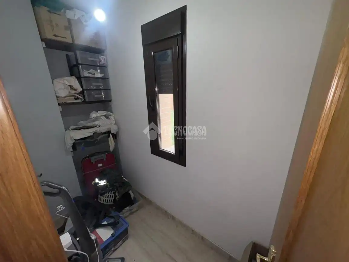 Casa adosada en venta en Velada con Aire acondicionado, Calefacción y Jardín privado